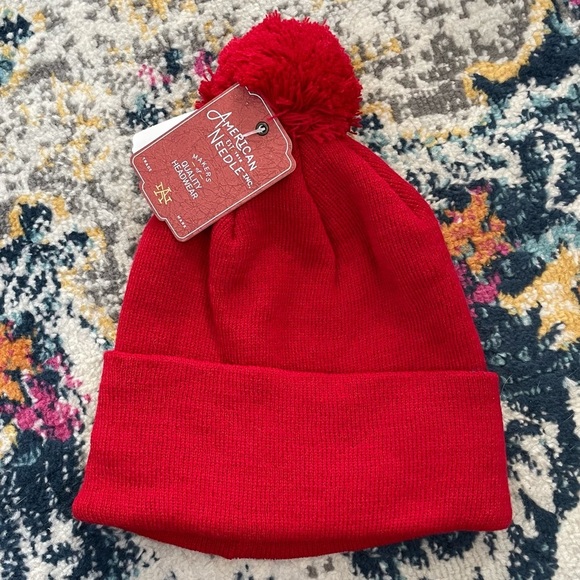 New American Needle red beanie - Picture 1 of 3